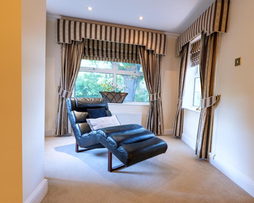 bed and breakfast and workplace in bracknell